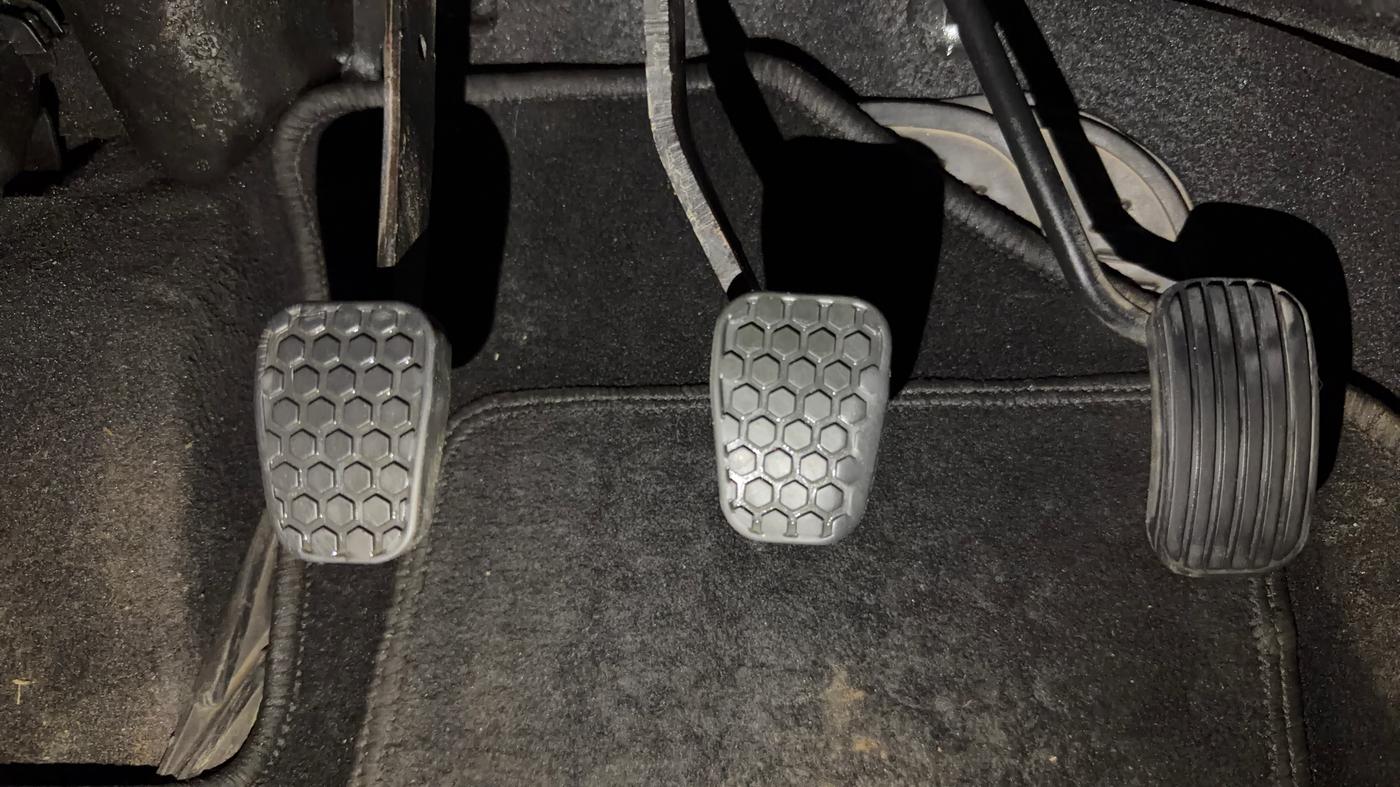 2022 Tata Tiago XT CNG, CNG, Manual, 79,117 km, Pedals