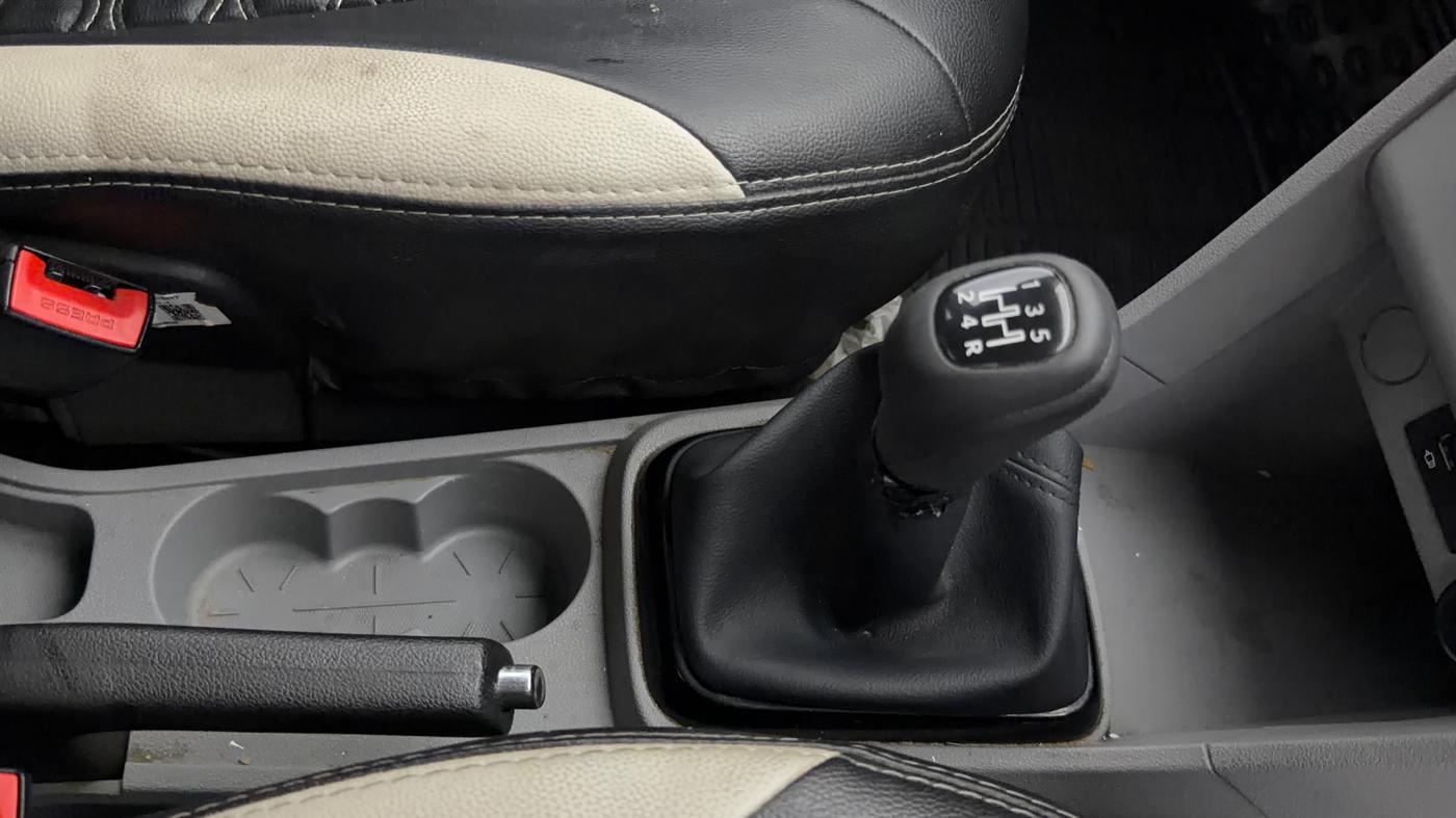 2022 Tata Tiago XT CNG, CNG, Manual, 79,117 km, Gear Lever