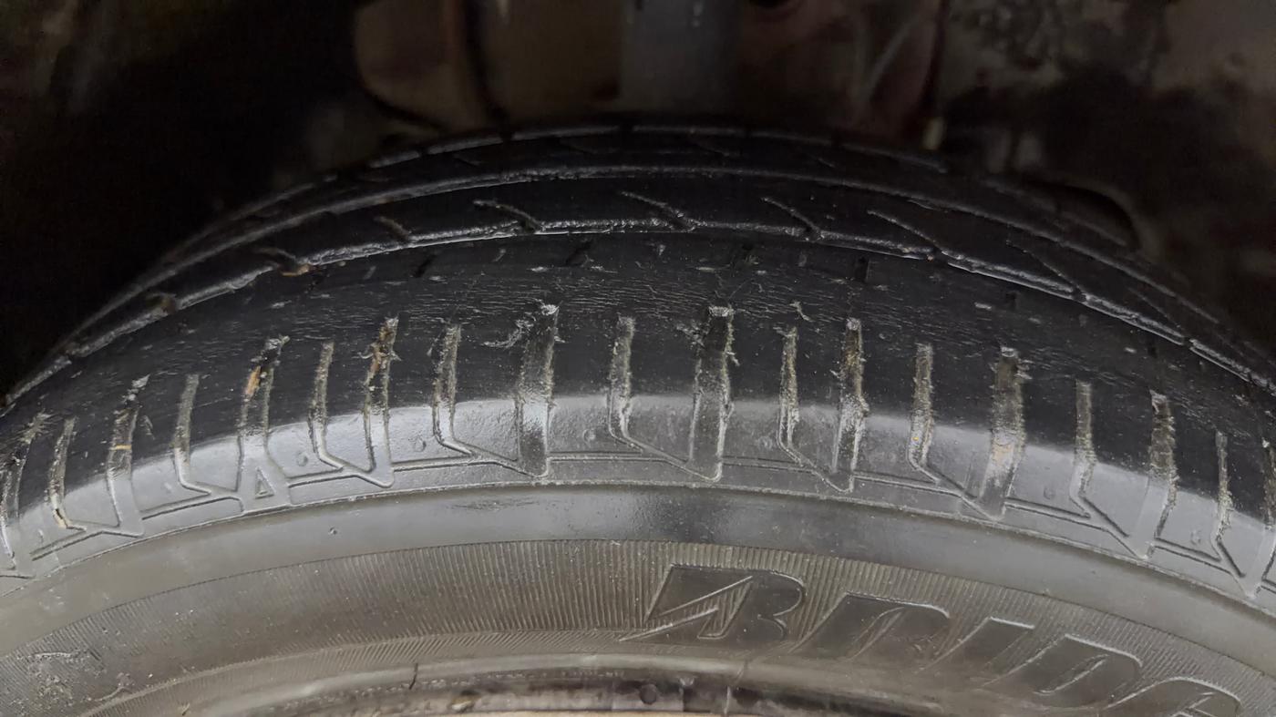 2022 Tata Tiago XT CNG, CNG, Manual, 79,117 km, Right Front Tyre Tread