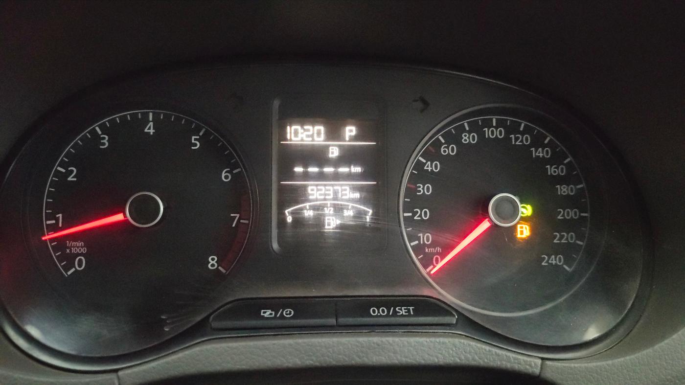 2014 Volkswagen Vento HIGHLINE PETROL AT, Petrol, Automatic, 92,363 km, Odometer Image