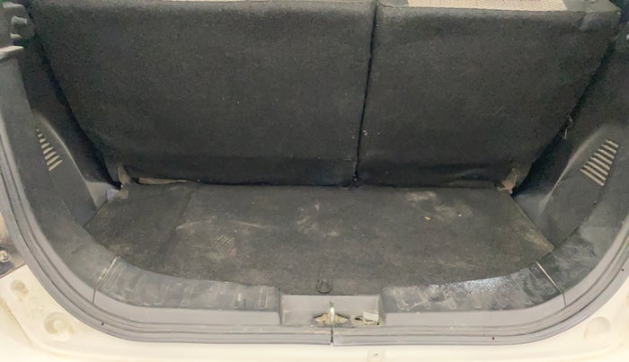 2013 Maruti Wagon R 1.0 LXI, Petrol, Manual, 39,024 km, Boot Inside