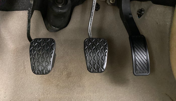 2018 Ford Figo Aspire 1.2 TITANIUM PETROL, Petrol, Manual, 43,987 km, Pedals