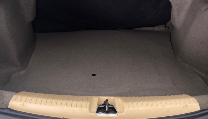 2018 Ford Figo Aspire 1.2 TITANIUM PETROL, Petrol, Manual, 43,987 km, Boot Inside