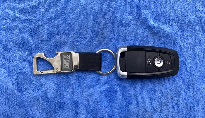 2018 Ford Figo Aspire 1.2 TITANIUM PETROL, Petrol, Manual, 43,987 km, Key Close Up