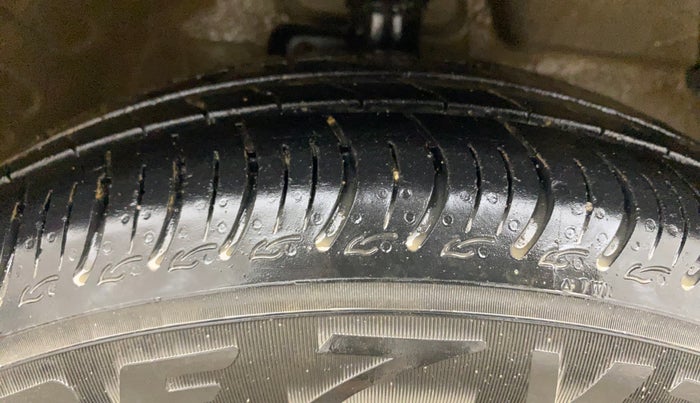 2017 Maruti Celerio ZXI, Petrol, Manual, 85,953 km, Right Front Tyre Tread