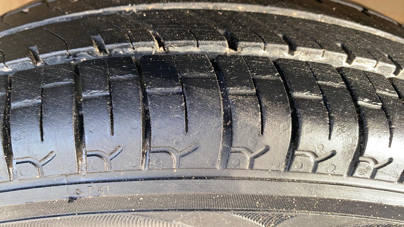 2019 Maruti S PRESSO VXI, Petrol, Manual, 57,150 km, Right Front Tyre Tread