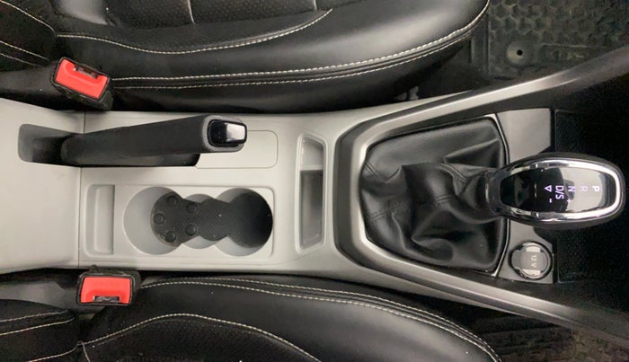 2023 Skoda KUSHAQ AMBITION 1.5 TSI DSG, Petrol, Automatic, 32,725 km, Gear Lever