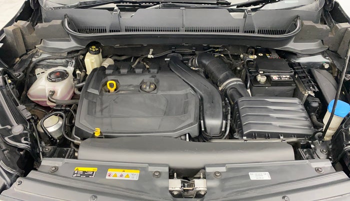 2023 Skoda KUSHAQ AMBITION 1.5 TSI DSG, Petrol, Automatic, 32,725 km, Engine View