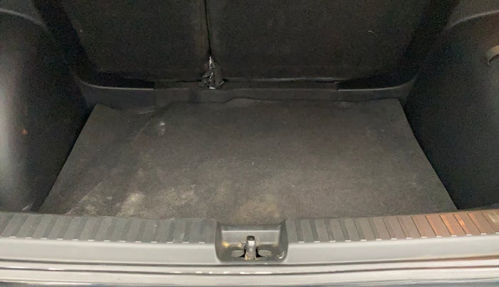 2023 Skoda KUSHAQ AMBITION 1.5 TSI DSG, Petrol, Automatic, 32,725 km, Boot Inside