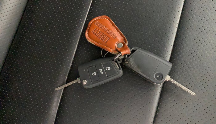 2023 Skoda KUSHAQ AMBITION 1.5 TSI DSG, Petrol, Automatic, 32,725 km, Key Close Up