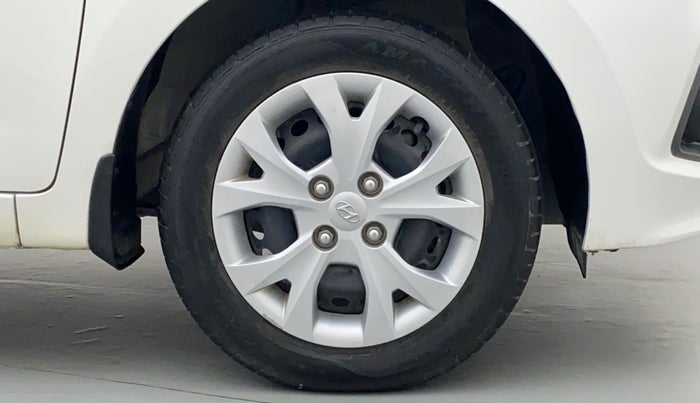 2015 Hyundai Grand i10 MAGNA 1.2 KAPPA VTVT, Petrol, Manual, 20,428 km, Right Front Wheel