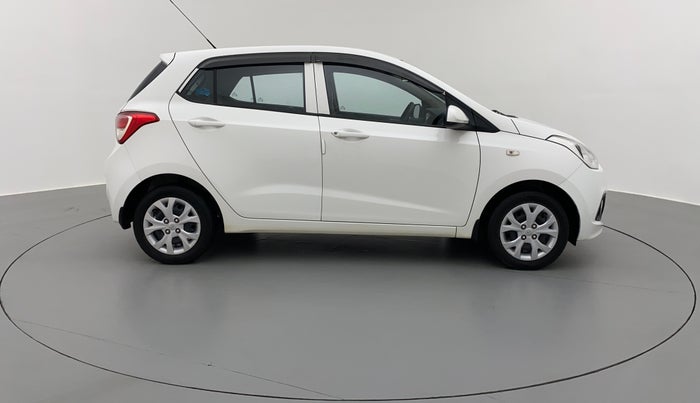 2015 Hyundai Grand i10 MAGNA 1.2 KAPPA VTVT, Petrol, Manual, 20,428 km, Right Side View