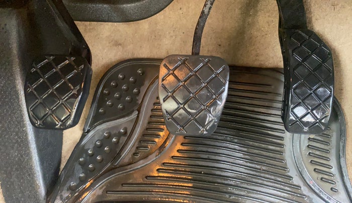 2015 Volkswagen Polo HIGHLINE1.5L, Diesel, Manual, 52,533 km, Pedals