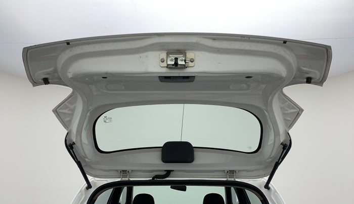 2016 Renault Kwid RXT, Petrol, Manual, 42,471 km, Boot Door Open