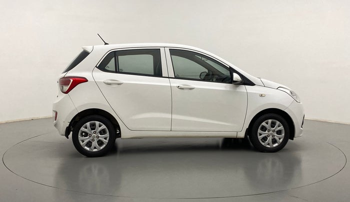 2014 Hyundai Grand i10 MAGNA 1.1 CRDI, Diesel, Manual, 65,056 km, Right Side View