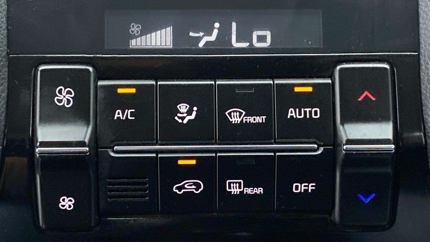 2020 KIA SONET GTX PLUS DCT 1.0, Petrol, Automatic, 10,977 km, Automatic Climate Control