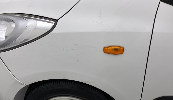 2014 Hyundai i10 MAGNA 1.1, CNG, Manual, 1,00,854 km, Left fender - Minor scratches