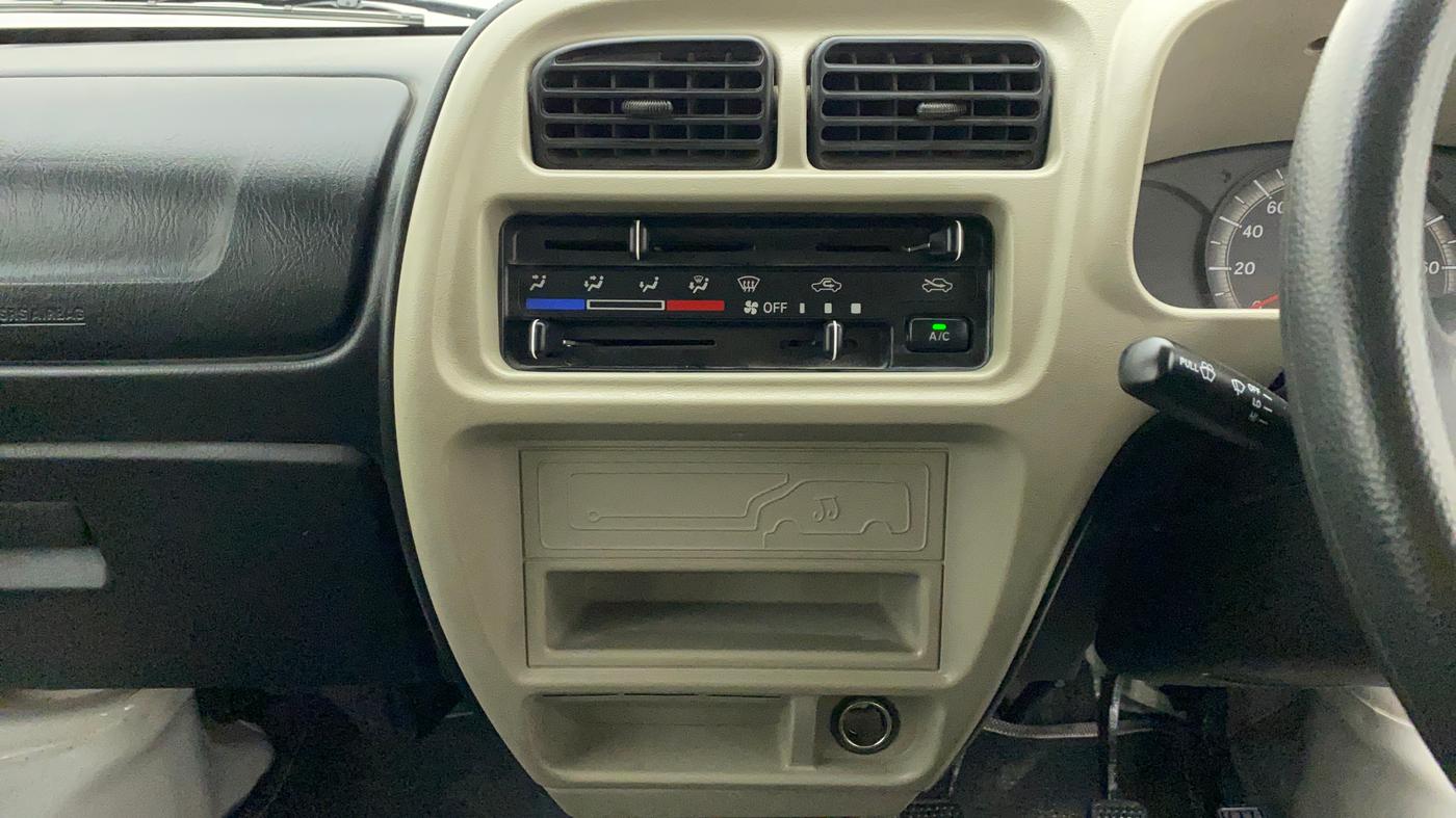 2022 Maruti Eeco 5 STR AC CNG, CNG, Manual, 10,783 km, Air Conditioner