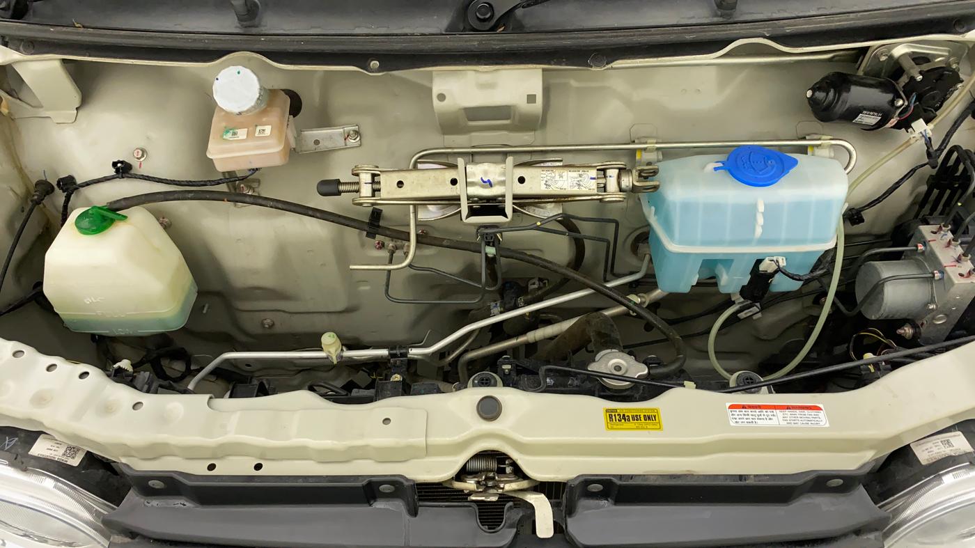 2022 Maruti Eeco 5 STR AC CNG, CNG, Manual, 10,783 km, Open Bonet