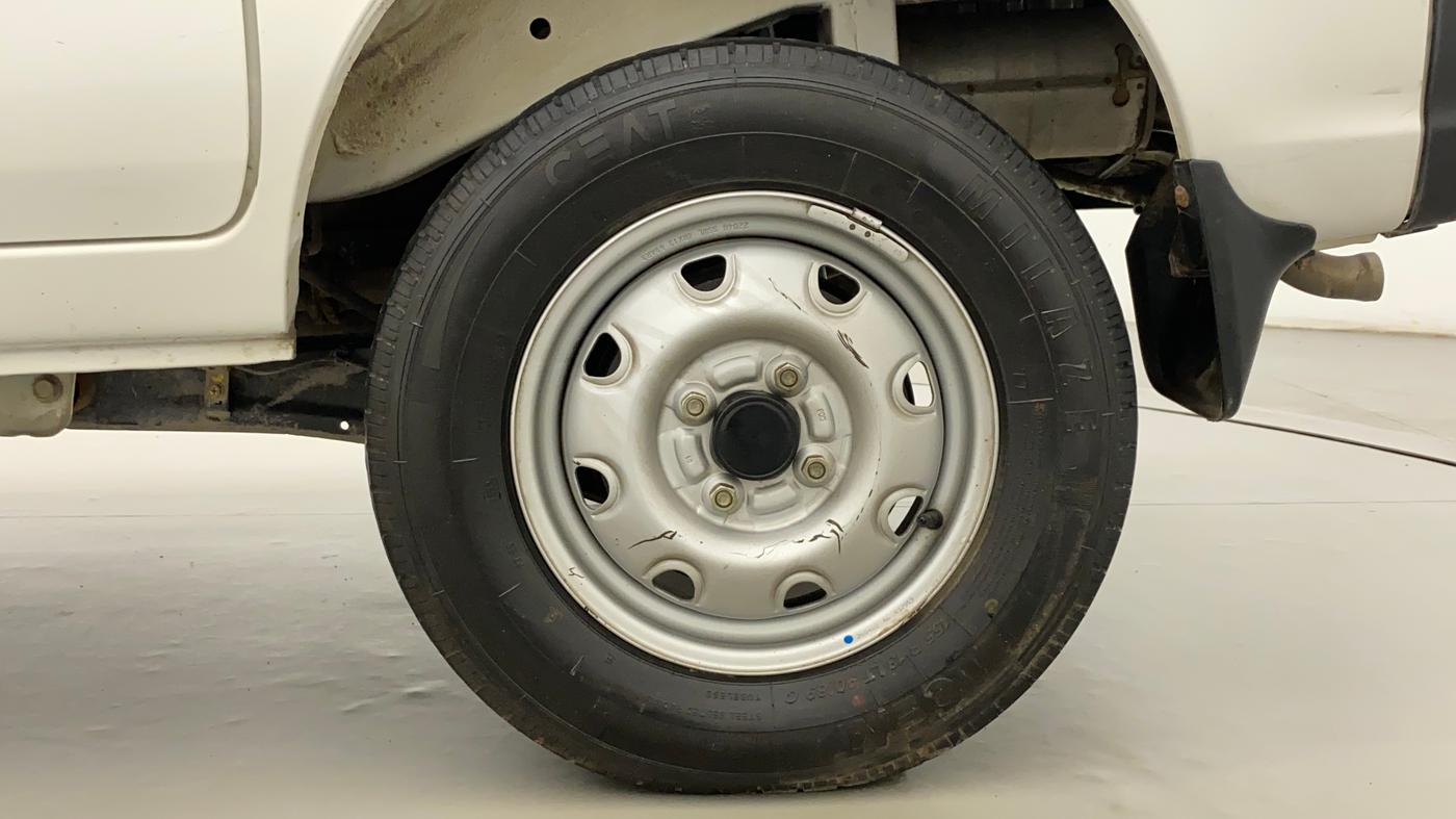 2022 Maruti Eeco 5 STR AC CNG, CNG, Manual, 10,783 km, Left Rear Wheel