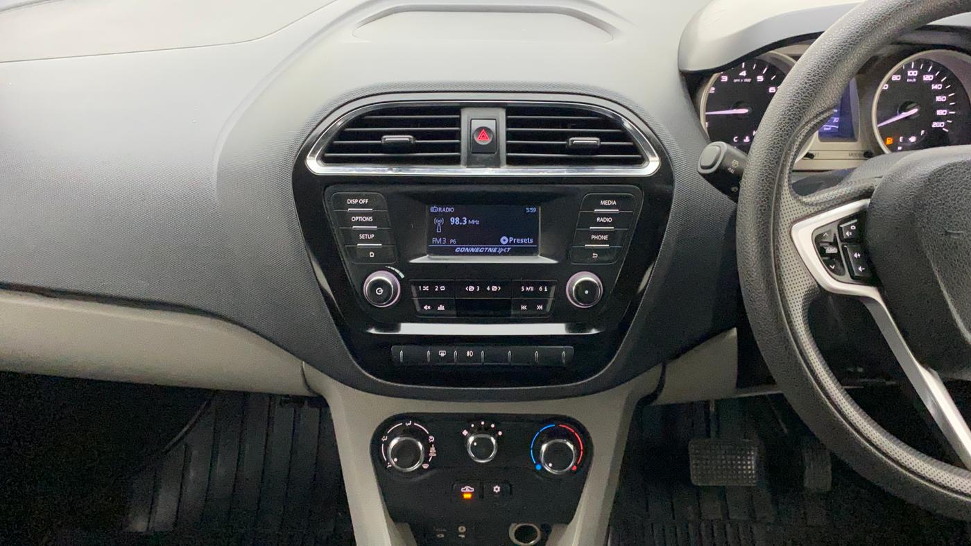 2017 Tata Tiago XZA PETROL, Petrol, Automatic, 57,920 km, Air Conditioner