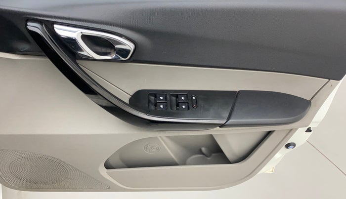 2017 Tata Tiago XZA PETROL, Petrol, Automatic, 57,920 km, Driver Side Door Panels Control