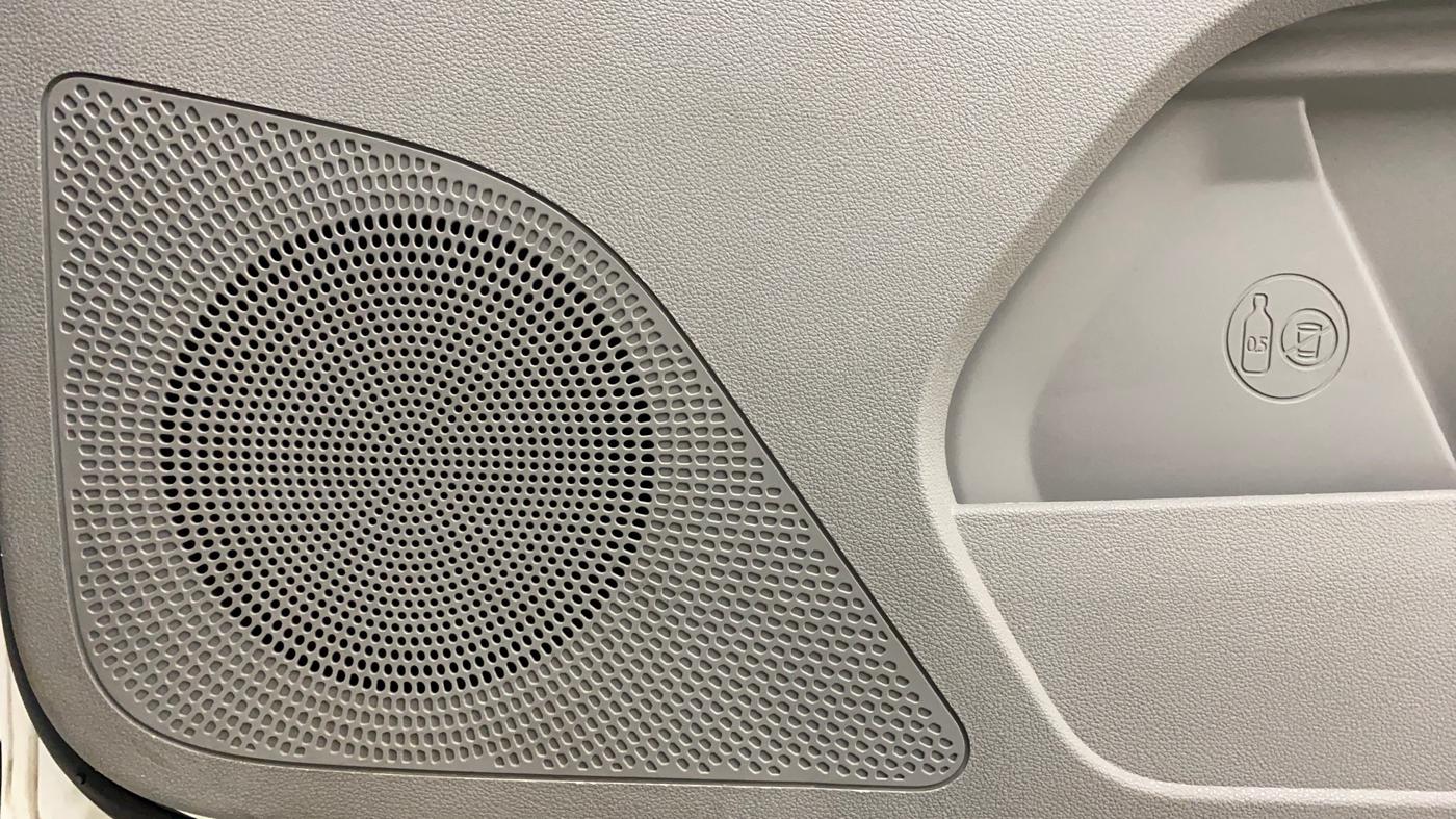 2017 Tata Tiago XZA PETROL, Petrol, Automatic, 57,920 km, Speaker