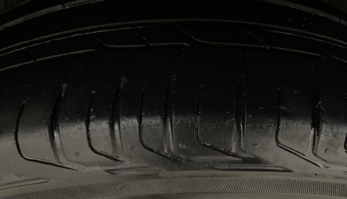 2023 Tata NEXON XM SUNROOF PETROL, Petrol, Manual, 46,086 km, Left Front Tyre Tread