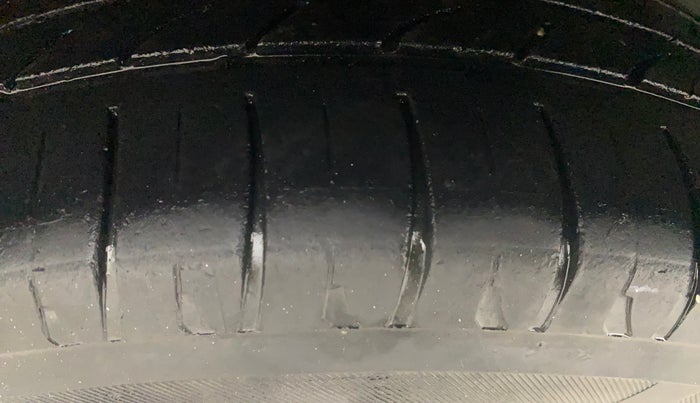 2018 Toyota YARIS J MT, Petrol, Manual, 86,756 km, Left Front Tyre Tread