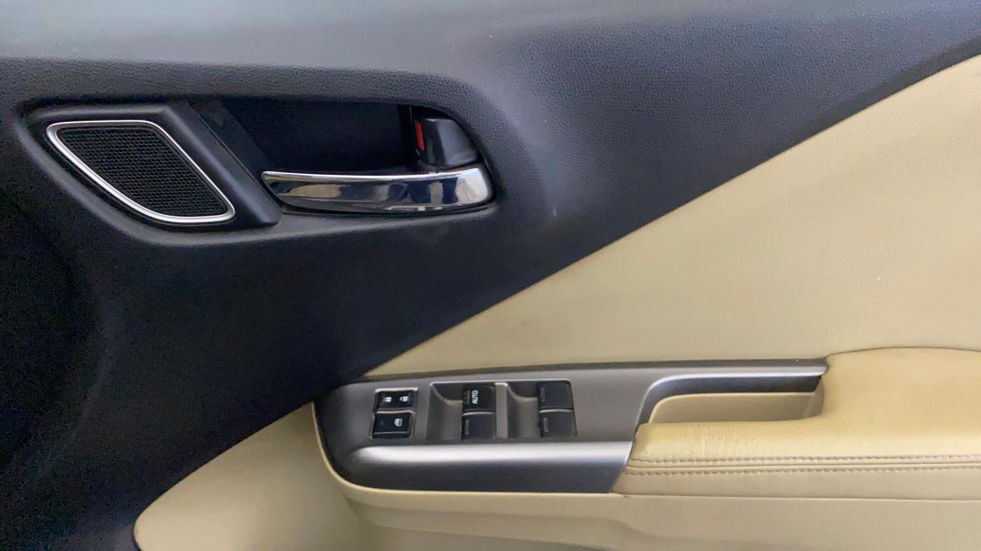 2018 Honda City 1.5L I-VTEC VX CVT, Petrol, Automatic, 75,270 km, Driver Side Door Panels Control