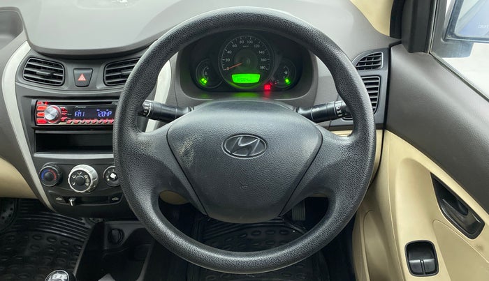 2014 Hyundai Eon ERA +, Petrol, Manual, 32,084 km, Steering Wheel Close Up