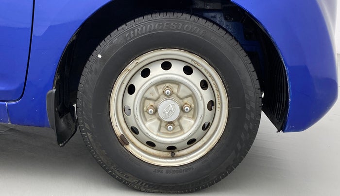 2014 Hyundai Eon ERA +, Petrol, Manual, 32,084 km, Right Front Wheel