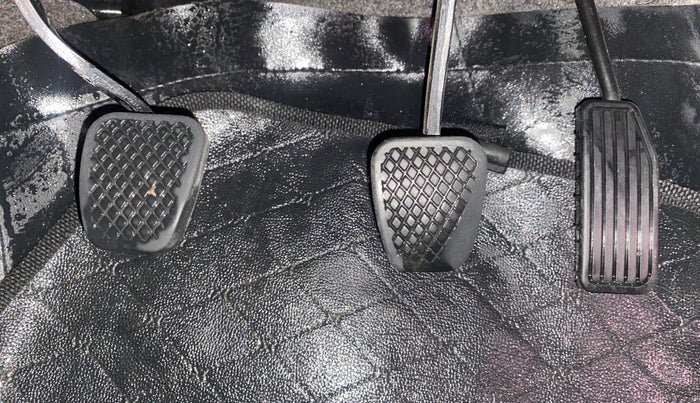 2014 Honda Amaze 1.2L I-VTEC S, Petrol, Manual, 56,765 km, Pedals