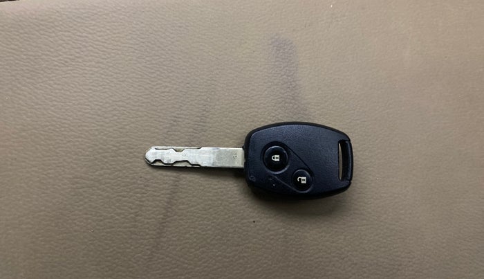 2014 Honda Amaze 1.2L I-VTEC S, Petrol, Manual, 56,765 km, Key Close Up