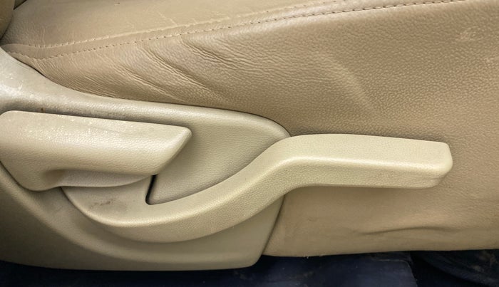 2014 Honda Amaze 1.2L I-VTEC S, Petrol, Manual, 56,765 km, Driver Side Adjustment Panel