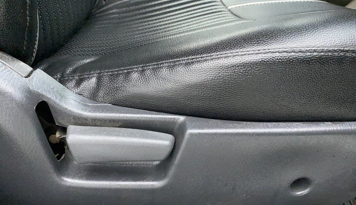 2018 Maruti Alto K10 VXI P, Petrol, Manual, 37,184 km, Driver Side Adjustment Panel