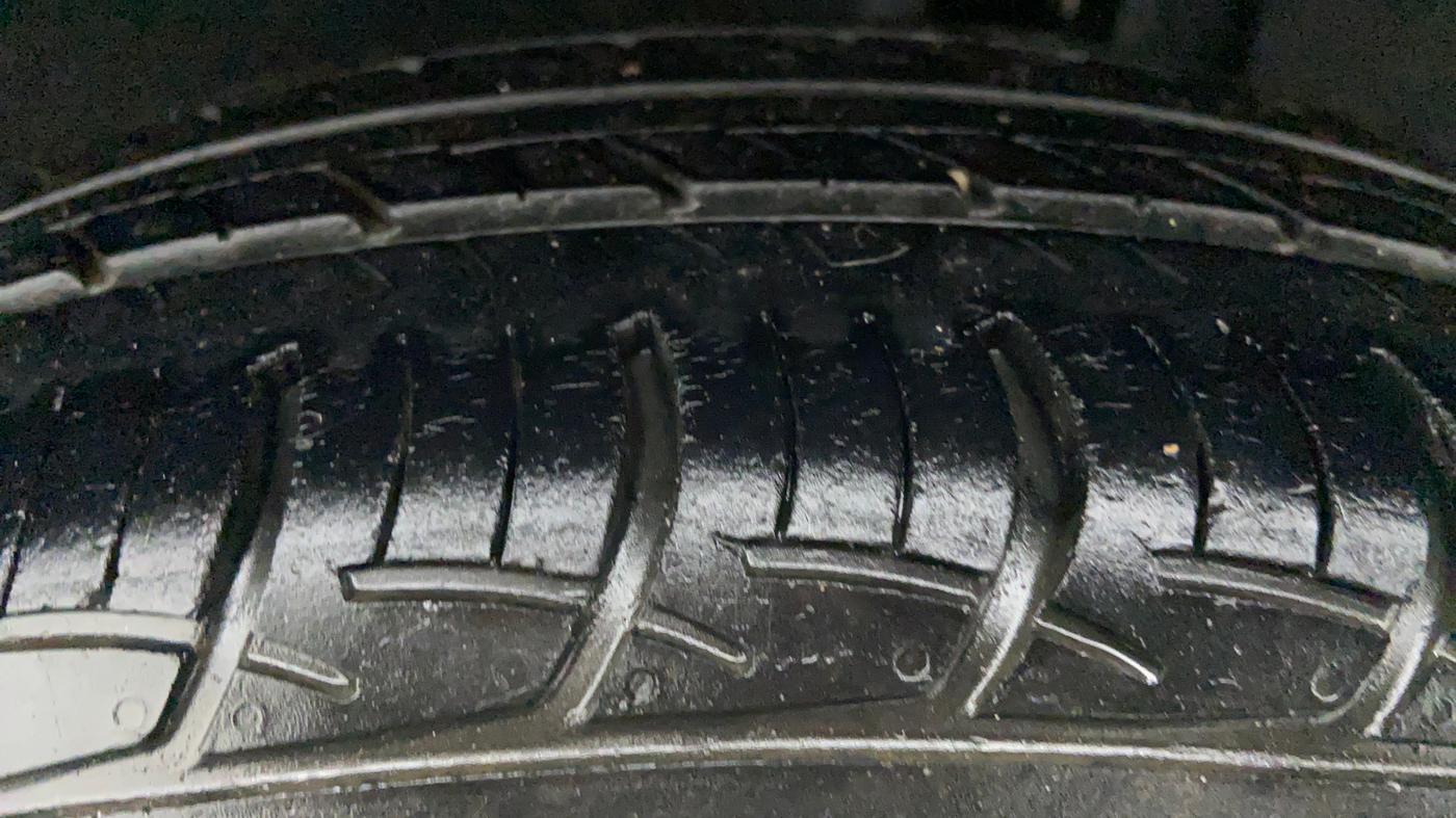 2019 Maruti Baleno DELTA 1.2 K12, Petrol, Manual, 34,798 km, Left Rear Tyre Tread