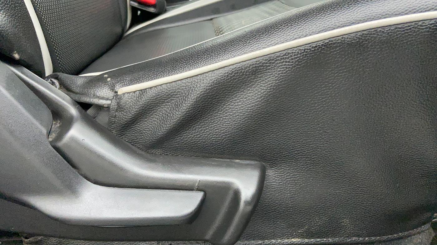 2019 Maruti Baleno DELTA 1.2 K12, Petrol, Manual, 34,798 km, Driver Side Adjustment Panel