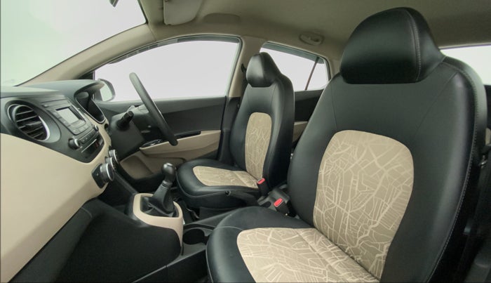 2019 Hyundai Grand i10 MAGNA CNG, CNG, Manual, 37,541 km, Right Side Front Door Cabin
