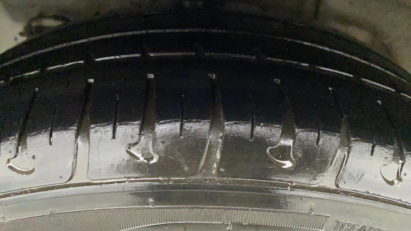 2019 Hyundai Grand i10 MAGNA CNG, CNG, Manual, 37,541 km, Right Front Tyre Tread