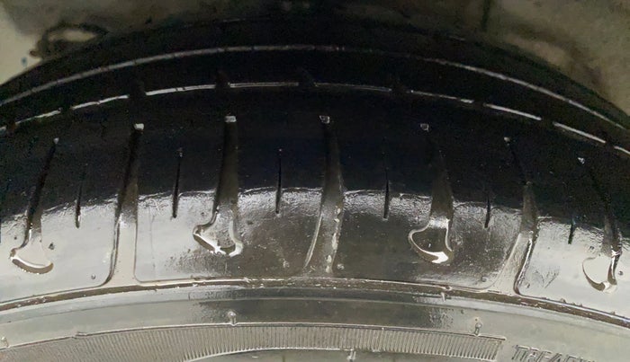 2019 Hyundai Grand i10 MAGNA CNG, CNG, Manual, 37,541 km, Right Front Tyre Tread