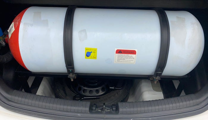 2019 Hyundai Grand i10 MAGNA CNG, CNG, Manual, 37,541 km, Boot Inside