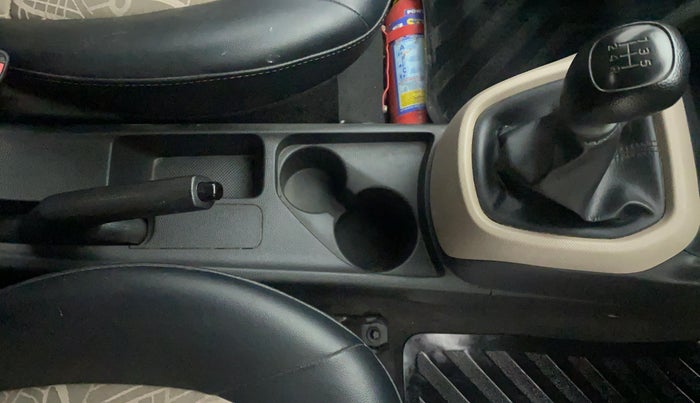 2019 Hyundai Grand i10 MAGNA CNG, CNG, Manual, 37,541 km, Gear Lever