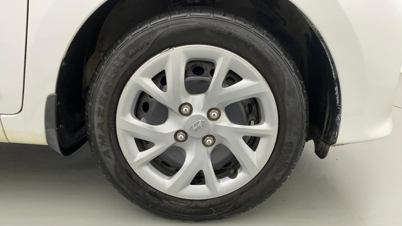 2019 Hyundai Grand i10 MAGNA CNG, CNG, Manual, 37,541 km, Right Front Wheel