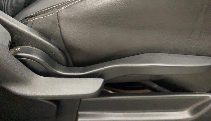 2022 Maruti XL6 ZETA AT, Petrol, Automatic, 62,592 km, Driver Side Adjustment Panel