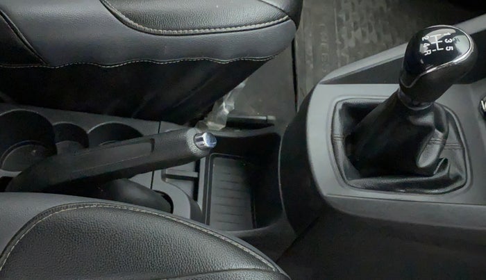 2019 Ford FREESTYLE TREND PLUS 1.2 PETROL, Petrol, Manual, 55,430 km, Gear Lever