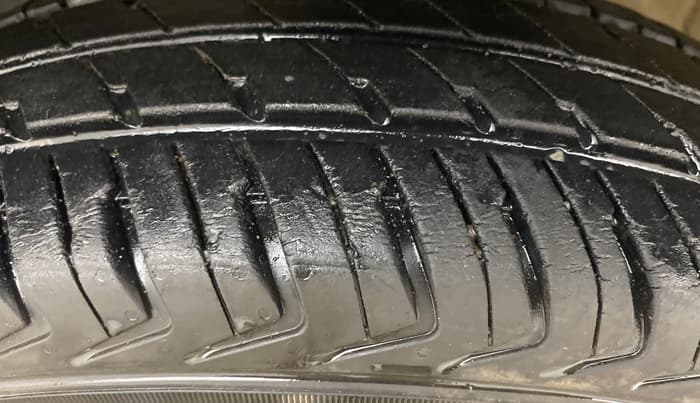2023 Maruti Alto K10 VXI PLUS, Petrol, Manual, 10,627 km, Left Front Tyre Tread