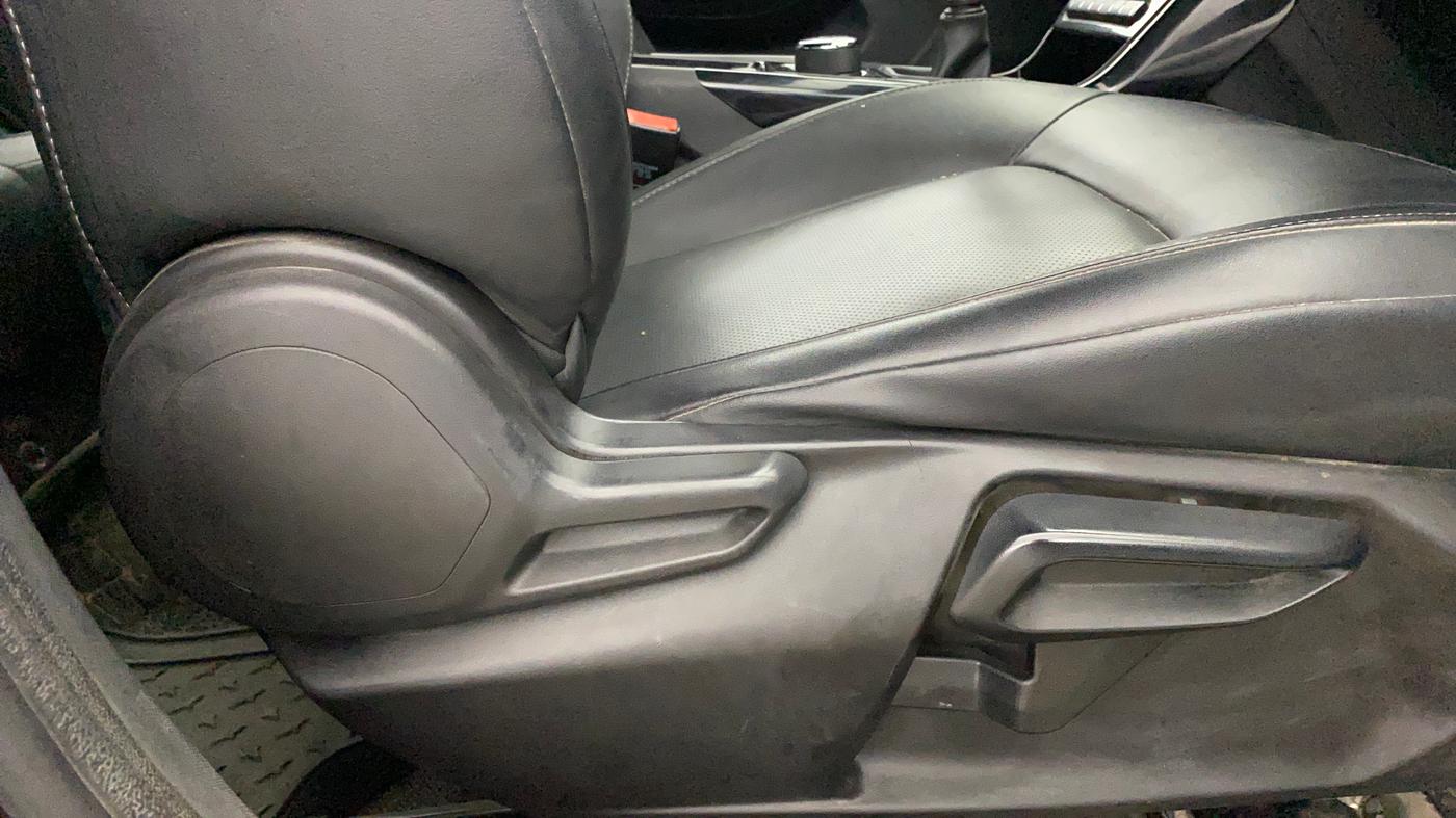 2022 Tata NEXON XZ PLUS (L) DARK EDITION, Petrol, Manual, 55,797 km, Driver Side Adjustment Panel