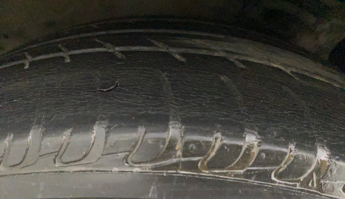2011 Honda Accord 2.4L I-VTEC MT, Petrol, Manual, 99,882 km, Right Rear Tyre Tread