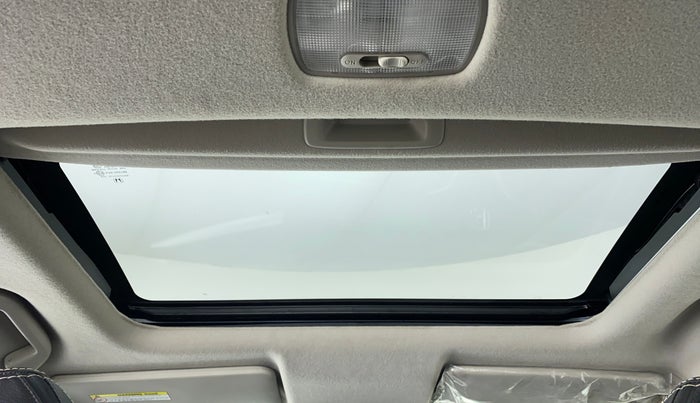 2017 Honda WR-V 1.2 i-VTEC VX MT, Petrol, Manual, 27,040 km, Moonroof/ Sunroof